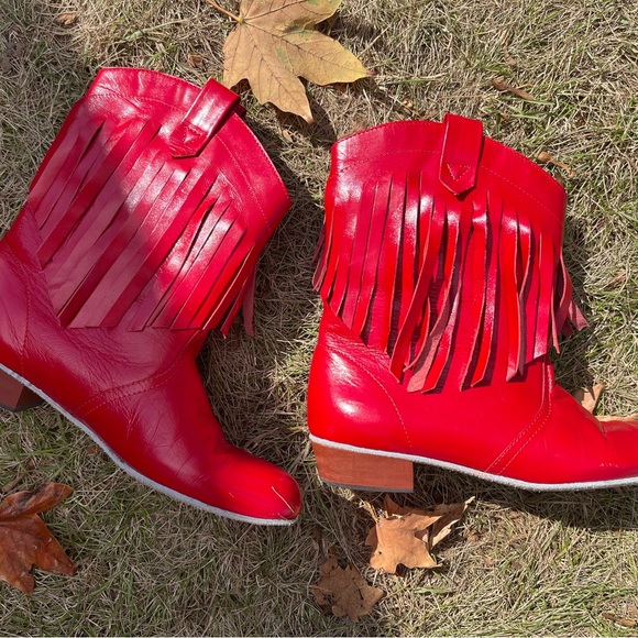 Cherry Red Vintage Fringe Cowboy Boots - Picture 6 of 14